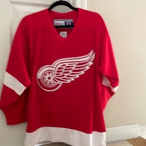 Official DETROIT Red Wings Gordie Howe Jersey.